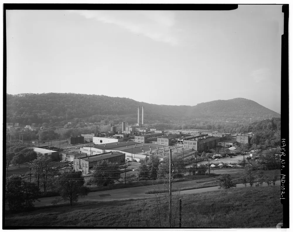 The Kelly-Springfield tire plant on Kelly Road in Cumberland, Maryland, documented for the Historic American Engineering Record.
